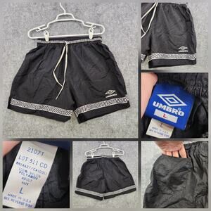 Vintage Umbro Shorts Mens Large Black Nylon Made in USA Soccer Geometric 90s